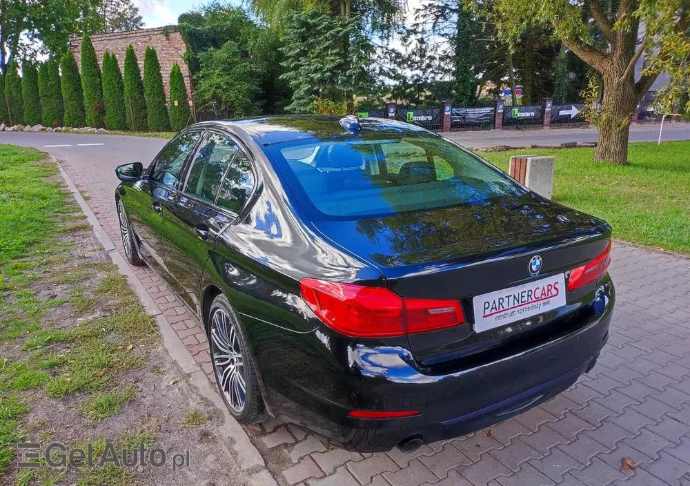 BMW Seria 5 530d Sport Line sport