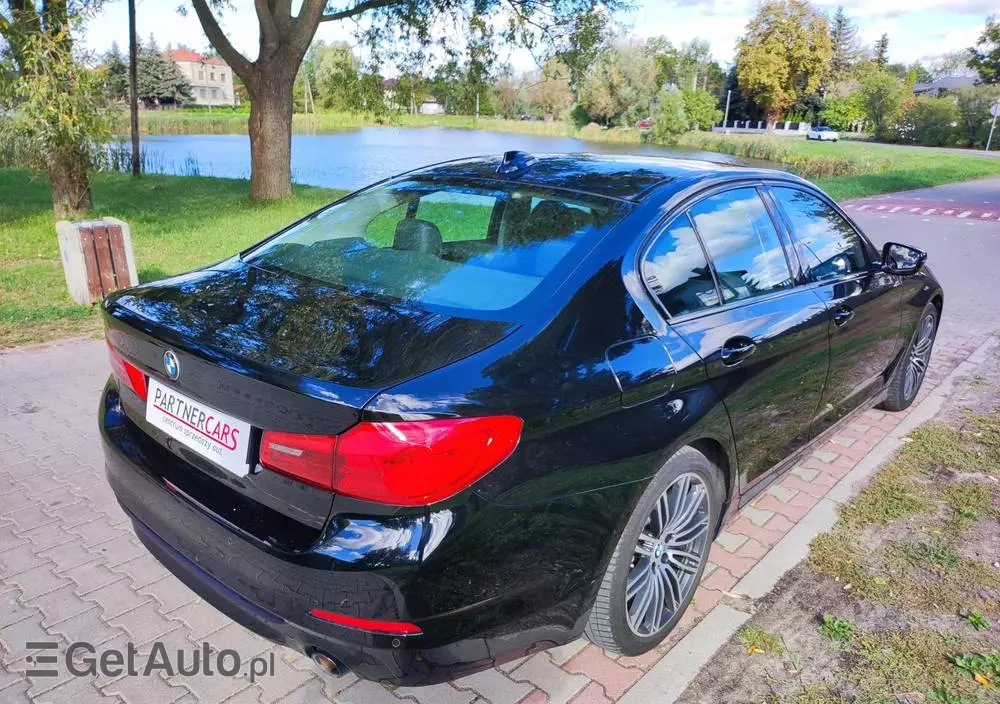 BMW Seria 5 530d Sport Line sport