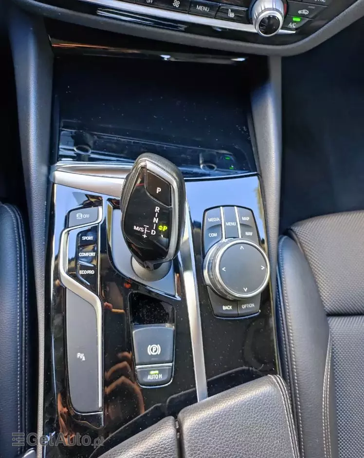 BMW Seria 5 530d Sport Line sport