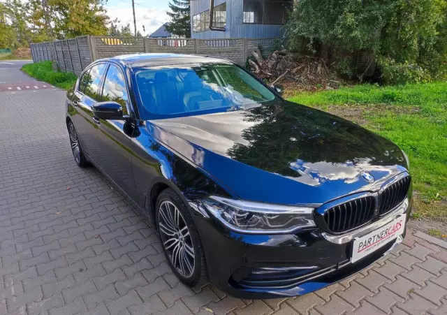 BMW Seria 5 530d Sport Line sport