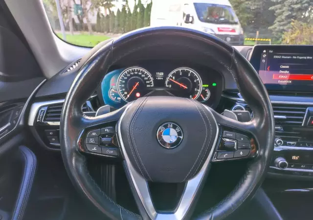 BMW Seria 5 530d Sport Line sport