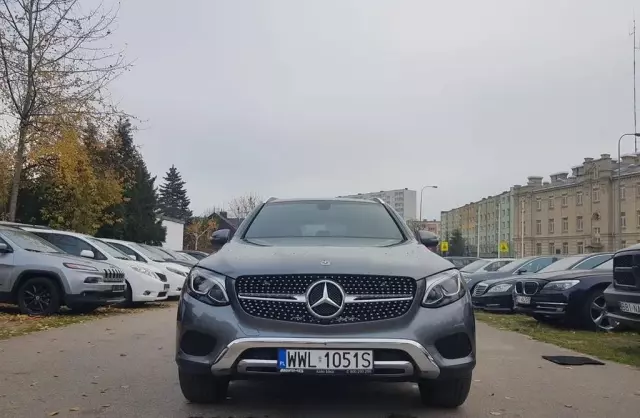 MERCEDES-BENZ GLC 