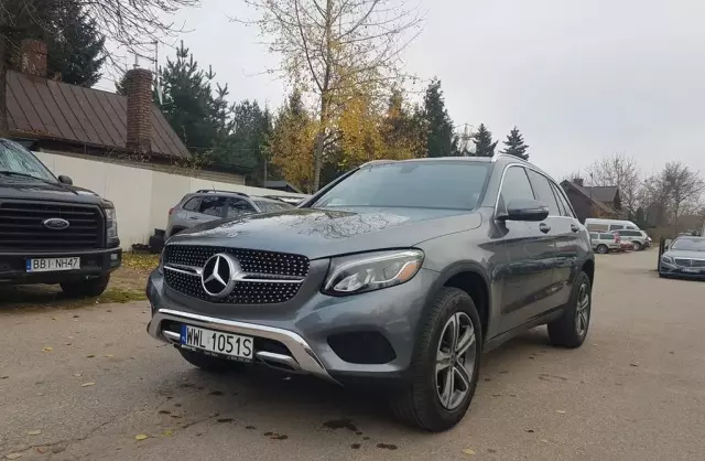 MERCEDES-BENZ GLC 