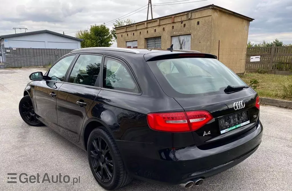 AUDI A4 