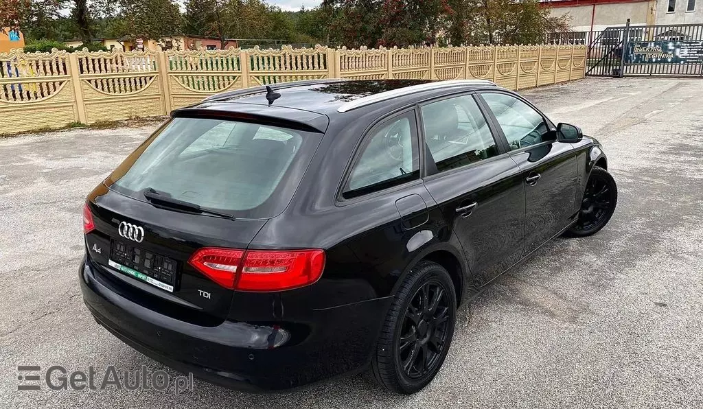 AUDI A4 