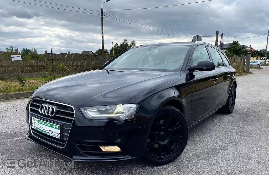 AUDI A4 