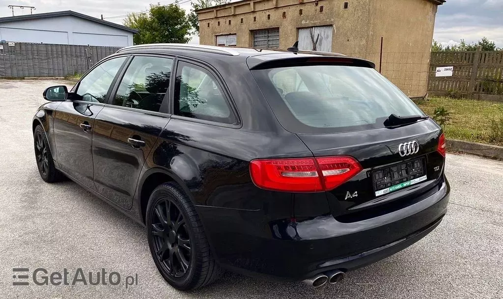 AUDI A4 