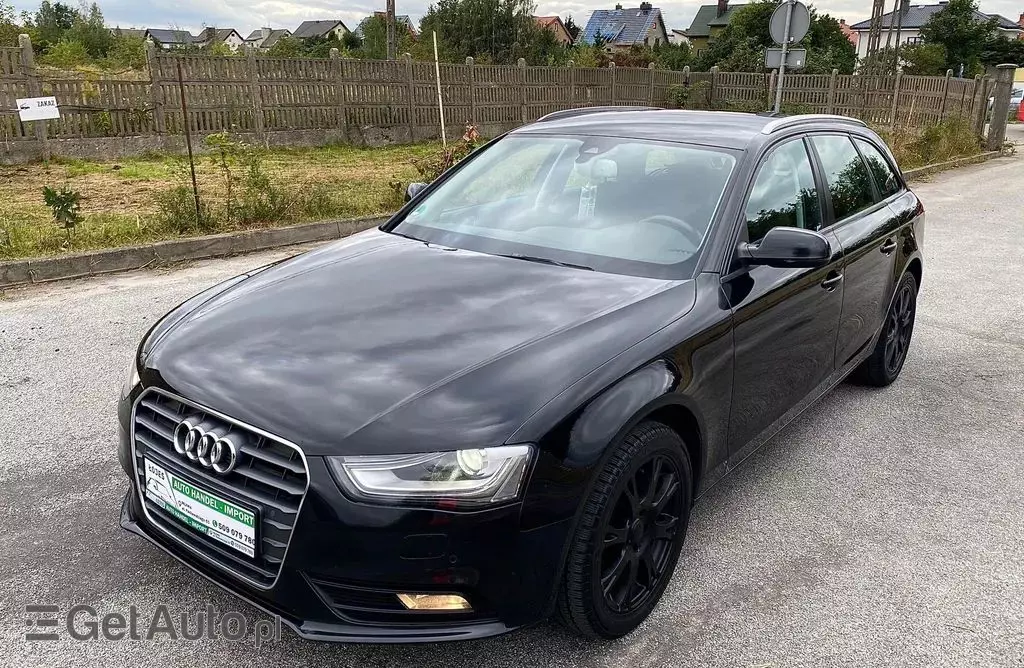 AUDI A4 