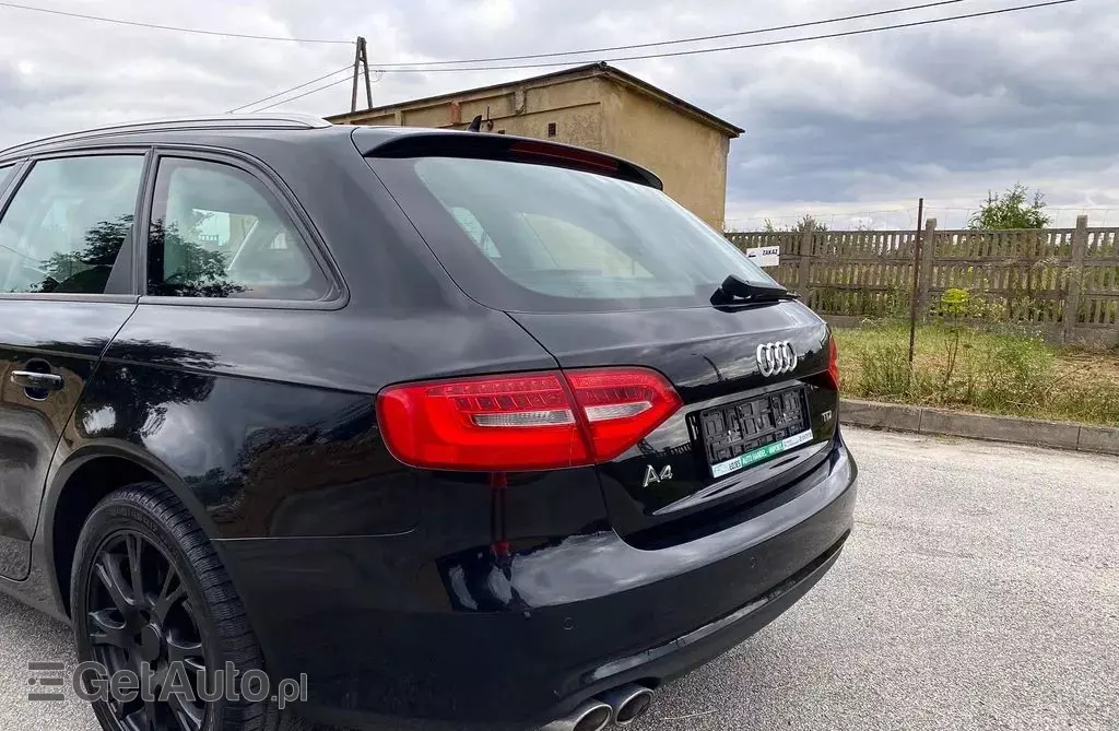 AUDI A4 