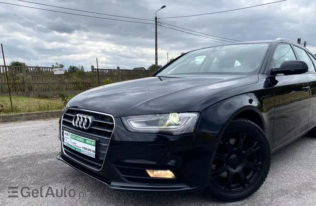 AUDI A4 