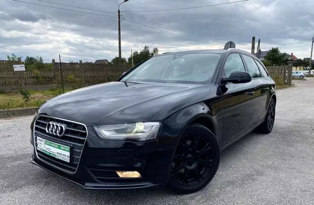 AUDI A4 
