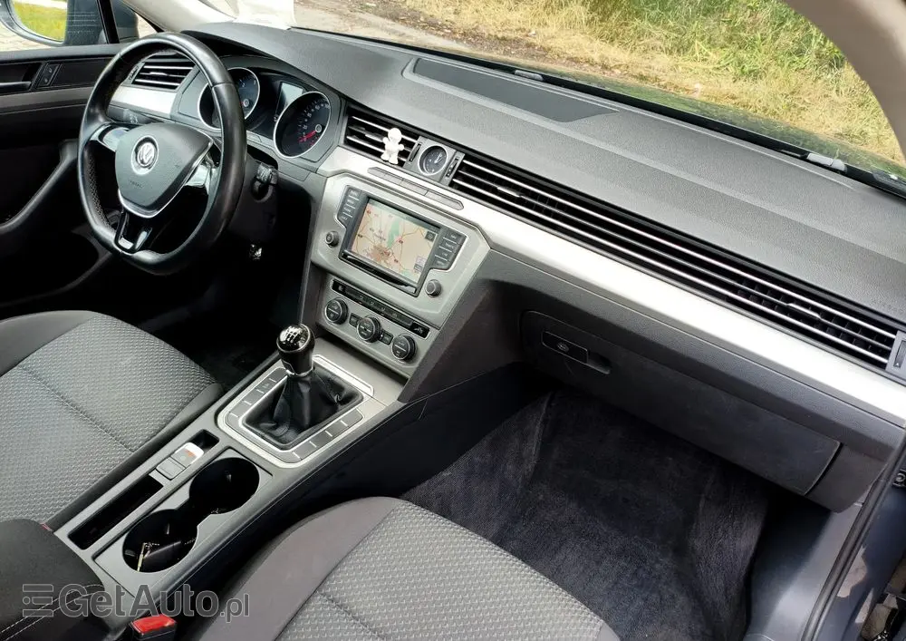 VOLKSWAGEN Passat 1.6 TDI BMT City