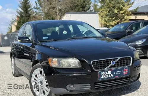 VOLVO S40 