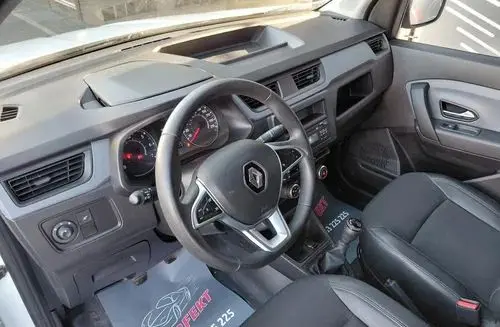 RENAULT Express 