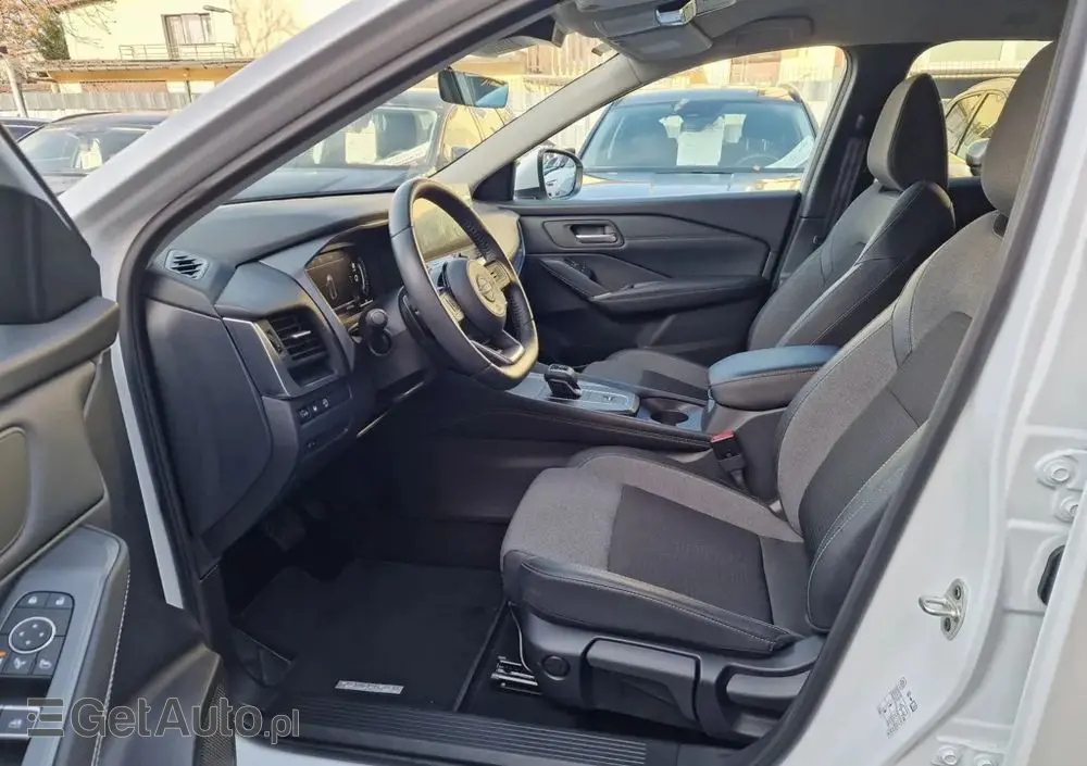 NISSAN Qashqai 1.3 DIG-T MHEV Xtronic N-Connecta