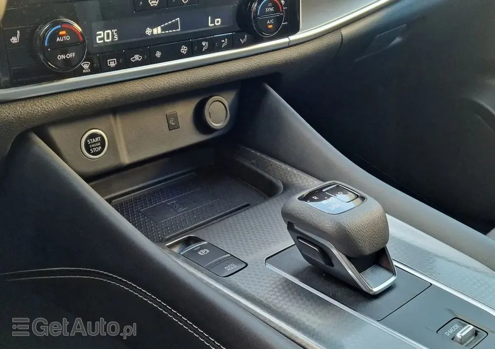 NISSAN Qashqai 1.3 DIG-T MHEV Xtronic N-Connecta