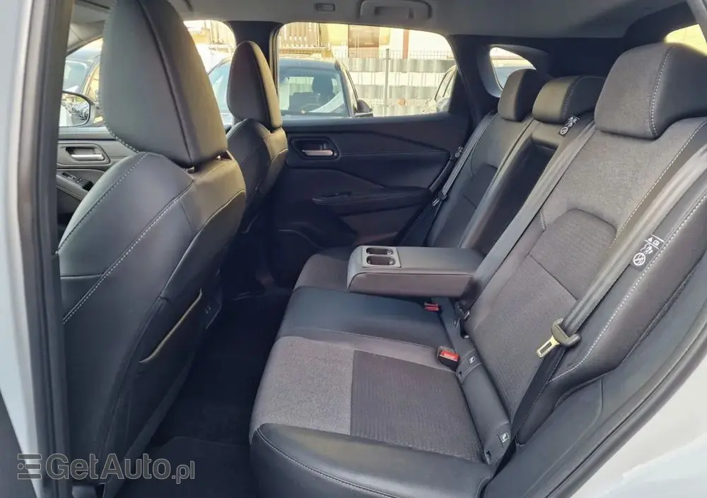 NISSAN Qashqai 1.3 DIG-T MHEV Xtronic N-Connecta