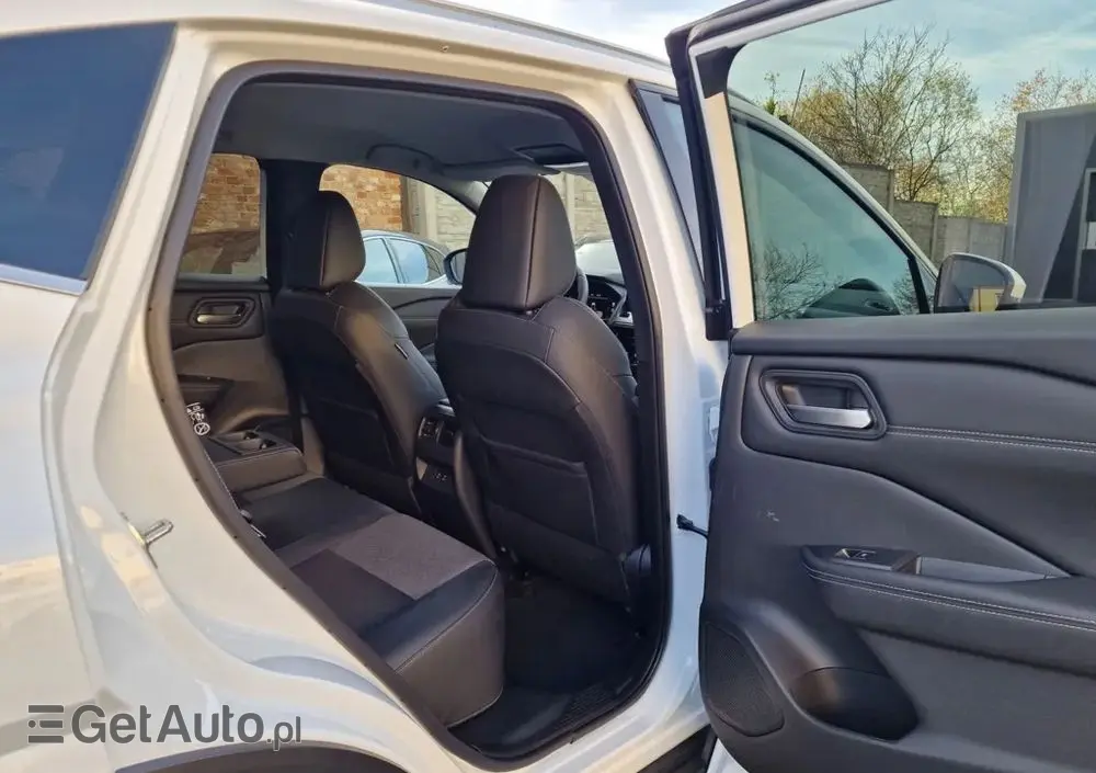 NISSAN Qashqai 1.3 DIG-T MHEV Xtronic N-Connecta