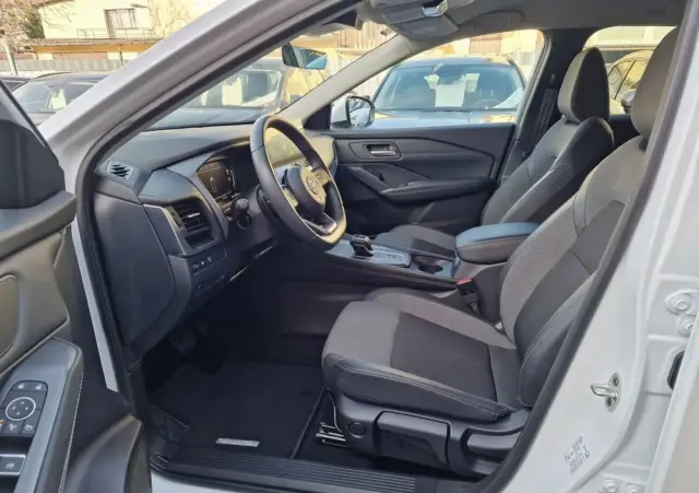 NISSAN Qashqai 1.3 DIG-T MHEV Xtronic N-Connecta