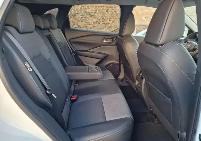 NISSAN Qashqai 1.3 DIG-T MHEV Xtronic N-Connecta