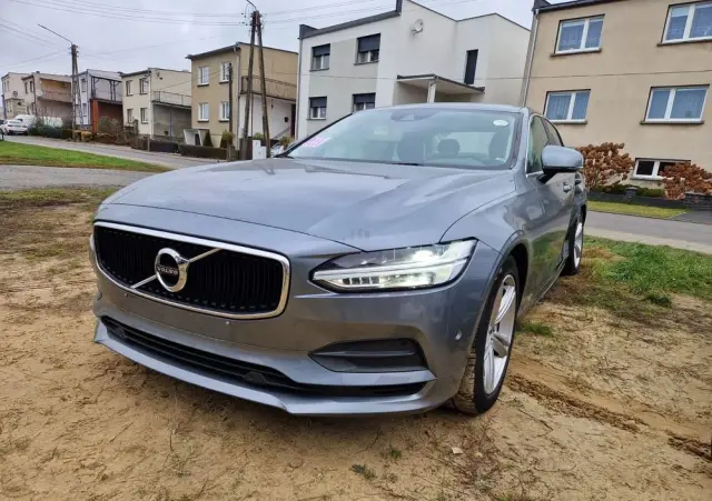 VOLVO S90 D3 Geartronic Momentum