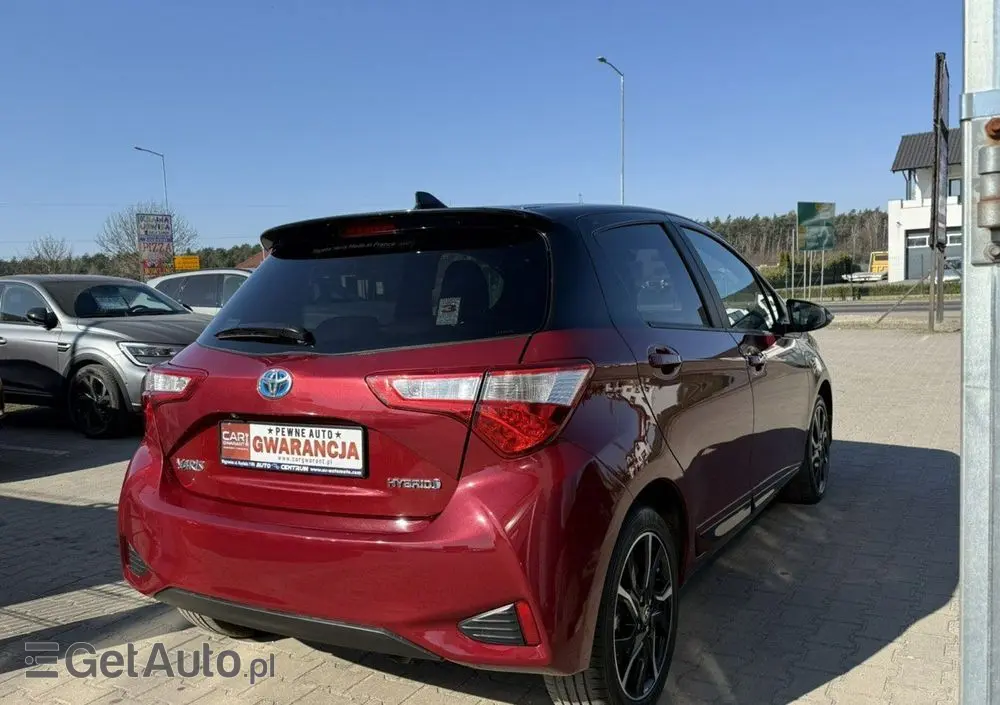TOYOTA Yaris 