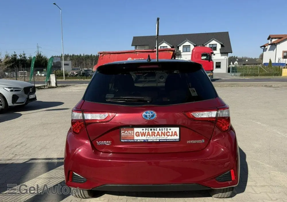 TOYOTA Yaris 