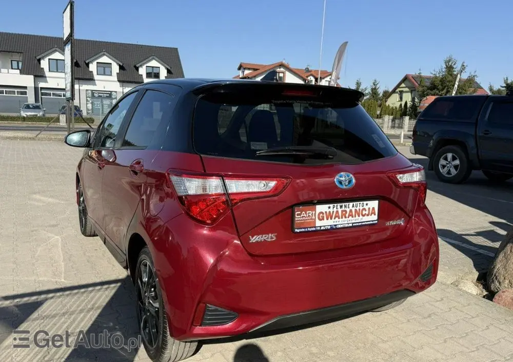 TOYOTA Yaris 