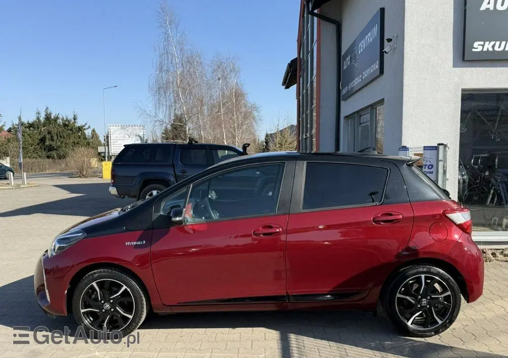 TOYOTA Yaris 