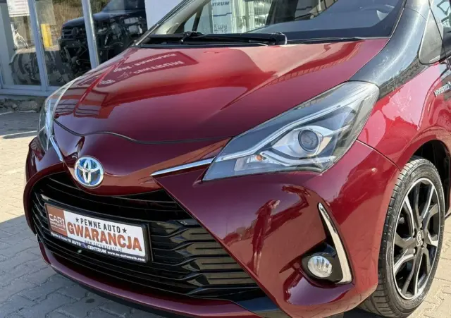 TOYOTA Yaris 