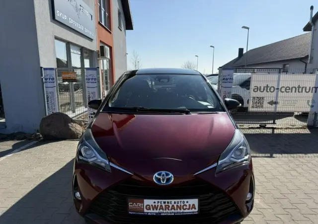 TOYOTA Yaris 