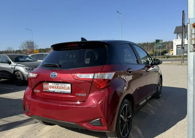 TOYOTA Yaris 