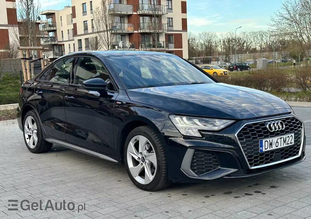 AUDI A3 30 TDI S Line S tronic