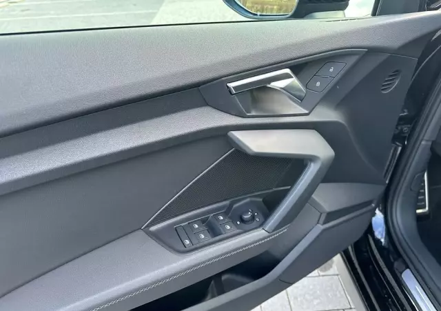 AUDI A3 30 TDI S Line S tronic