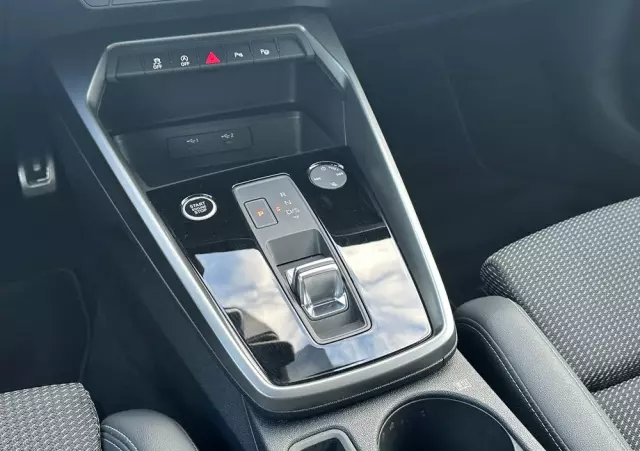 AUDI A3 30 TDI S Line S tronic