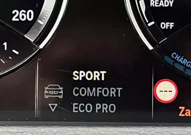 BMW X1 XDrive25e Advantage