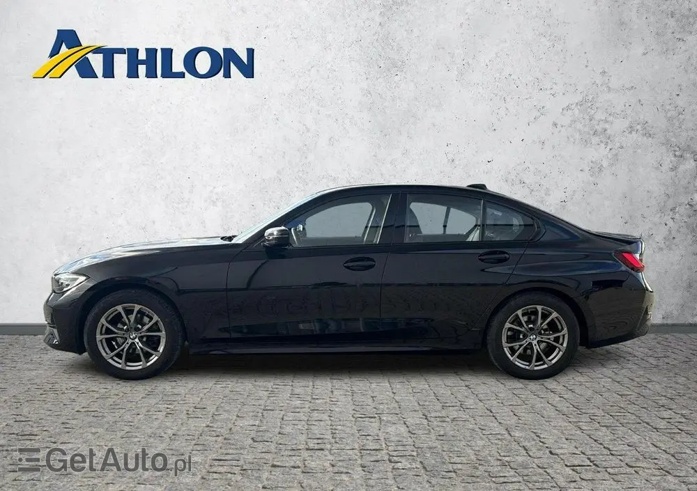 BMW Seria 3 318i Sport Line