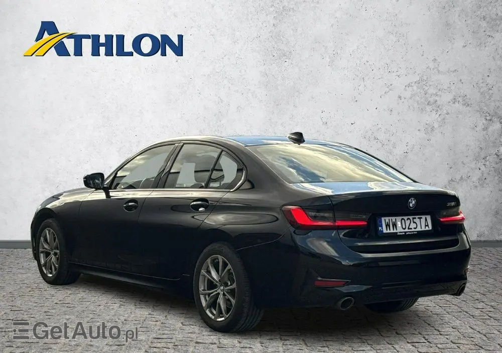 BMW Seria 3 318i Sport Line