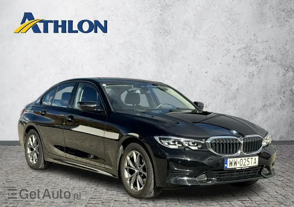 BMW Seria 3 318i Sport Line