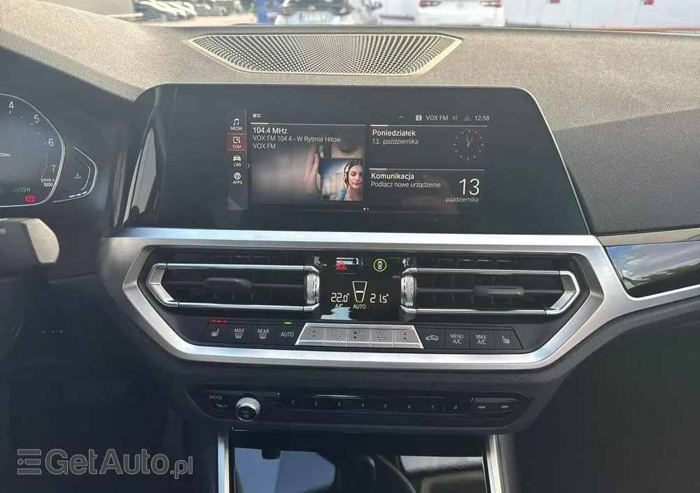 BMW Seria 3 318i Sport Line