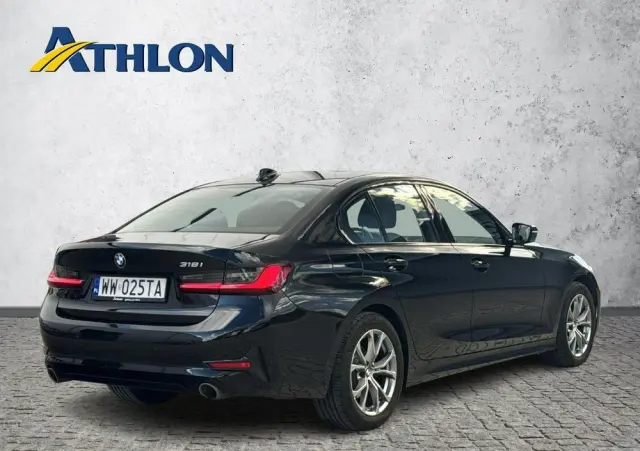 BMW Seria 3 318i Sport Line