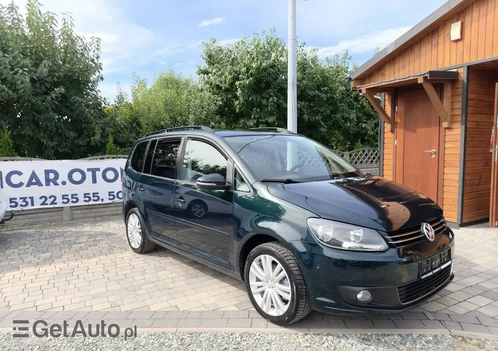 VOLKSWAGEN Touran 