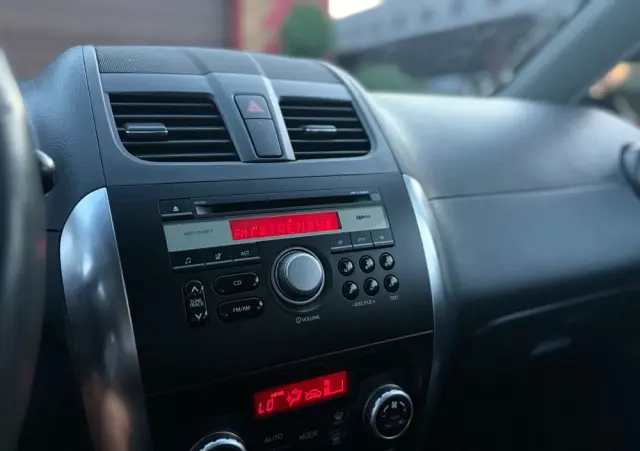 SUZUKI SX4 1.6 Comfort