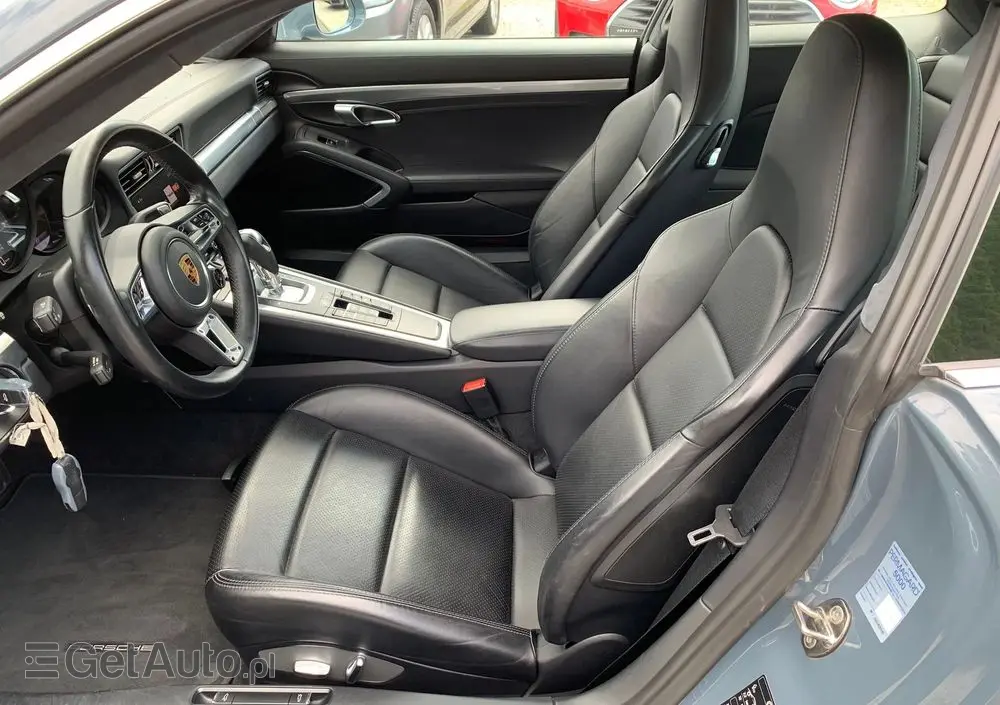 PORSCHE 911 Carrera S PDK