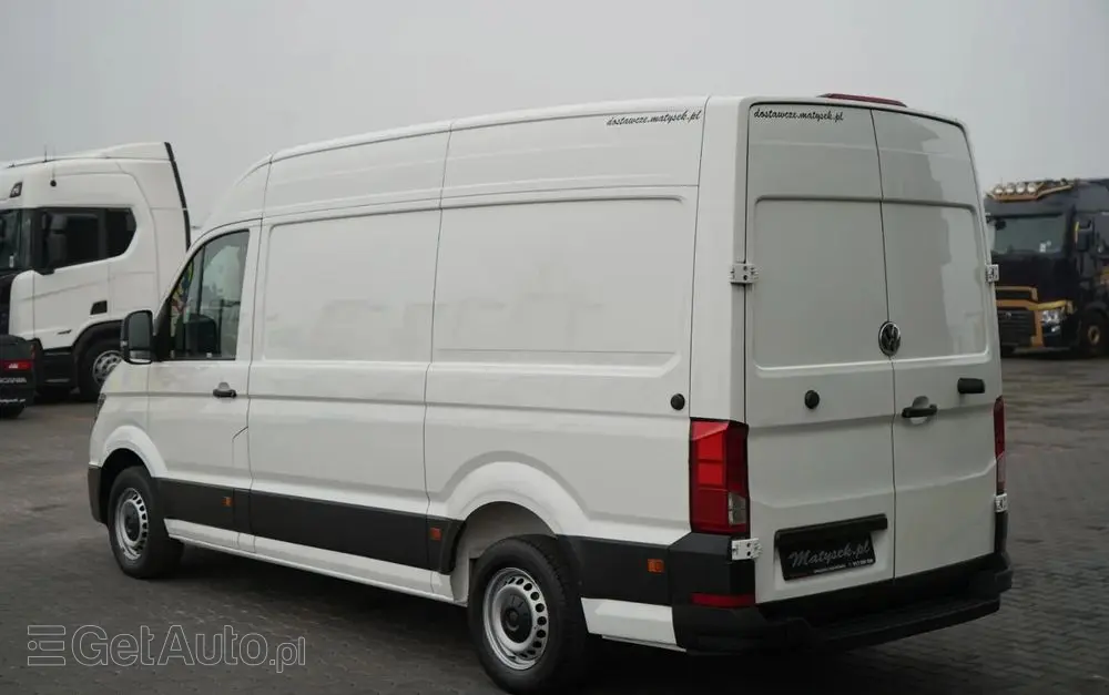 VOLKSWAGEN CRAFTER  / 2.0 D / FURGON BLASZAK / DMC: 3500 KG / 2018 ROK / SPROWADZONY / PO KONTRAKCIE SERWISOWYMN 