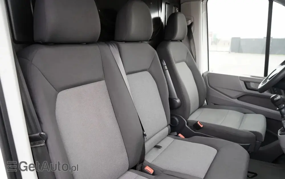 VOLKSWAGEN CRAFTER  / 2.0 D / FURGON BLASZAK / DMC: 3500 KG / 2018 ROK / SPROWADZONY / PO KONTRAKCIE SERWISOWYMN 