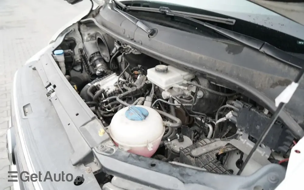 VOLKSWAGEN CRAFTER  / 2.0 D / FURGON BLASZAK / DMC: 3500 KG / 2018 ROK / SPROWADZONY / PO KONTRAKCIE SERWISOWYMN 