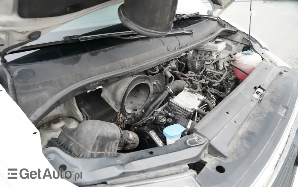 VOLKSWAGEN CRAFTER  / 2.0 D / FURGON BLASZAK / DMC: 3500 KG / 2018 ROK / SPROWADZONY / PO KONTRAKCIE SERWISOWYMN 