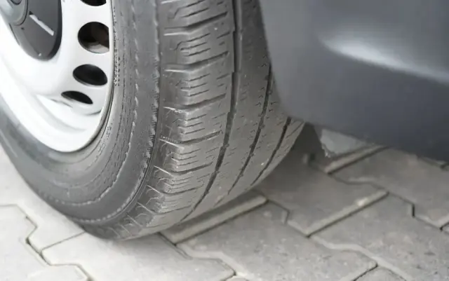 VOLKSWAGEN CRAFTER  / 2.0 D / FURGON BLASZAK / DMC: 3500 KG / 2018 ROK / SPROWADZONY / PO KONTRAKCIE SERWISOWYMN 