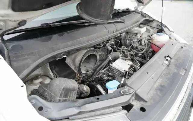 VOLKSWAGEN CRAFTER  / 2.0 D / FURGON BLASZAK / DMC: 3500 KG / 2018 ROK / SPROWADZONY / PO KONTRAKCIE SERWISOWYMN 